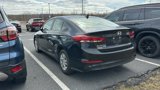 Used 2017 Hyundai Elantra SE image 5