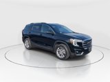 Used 2024 GMC Terrain SLT image 2