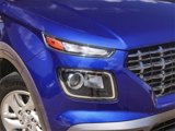 Used 2020 Hyundai Venue SEL image 2