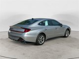 Used 2021 Hyundai Sonata SEL w/ Preferred Accessory Package image 5