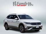 Used 2023 Volkswagen Tiguan S image 2