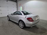 Used 2009 Mercedes-Benz SLK 300 image 4