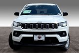 Certified 2024 Jeep Compass Latitude image 2