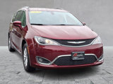 Used 2019 Chrysler Pacifica Touring-L image 2