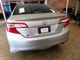 Used 2014 Toyota Camry SE image 5
