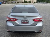 Used 2019 Toyota Camry SE image 3