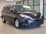 Used 2014 Toyota Sienna LE image 4