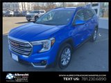 Used 2024 GMC Terrain SLT image 3
