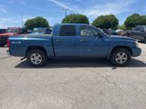 Used 2005 Dodge Dakota SLT image 2