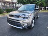 Used 2017 Kia Soul + image 3