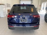 Used 2022 Volkswagen Tiguan SE w/ Panoramic Sunroof Package image 3