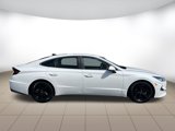 Used 2022 Hyundai Sonata SE image 2