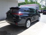 Used 2020 Toyota Highlander Limited image 3