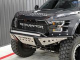 Used 2022 Ford F350 Lariat w/ Black Appearance Package image 2