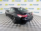 Used 2020 Toyota Camry SE image 5