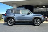 Used 2023 Jeep Renegade Latitude image 3