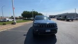 Used 2021 Jeep Grand Cherokee Limited image 3