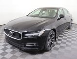 Used 2022 Volvo S90 B6 Momentum w/ Advanced Package image 6