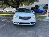 Used 2014 Chrysler Town & Country Touring image 2