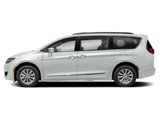Used 2018 Chrysler Pacifica Limited image 3