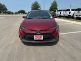 Used 2022 Toyota Corolla LE image 2