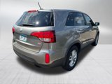 Used 2014 Kia Sorento LX image 4