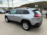 Used 2017 Jeep Cherokee Latitude w/ Comfort/Convenience Group image 6