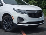 Used 2023 Chevrolet Equinox RS image 2