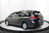Used 2014 Toyota Sienna XLE image 3