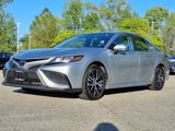 Used 2022 Toyota Camry SE image 4