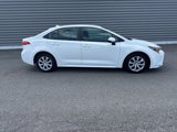 Used 2023 Toyota Corolla LE image 2
