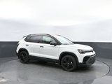 New 2025 Volkswagen Taos SE image 3