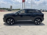Used 2025 Nissan Kicks SR image 4