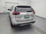 Used 2019 Nissan Rogue SL image 6