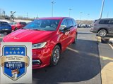 New 2025 Chrysler Pacifica Select image 3