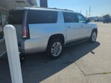 Used 2018 Chevrolet Suburban LT image 3