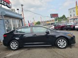 Used 2021 Toyota Corolla LE image 3