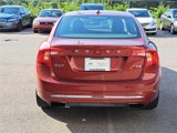 Used 2017 Volvo S60 T5 Inscription Platinum w/ Climate Package image 4