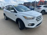 Used 2017 Ford Escape SE image 3