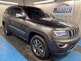 Used 2019 Jeep Grand Cherokee Limited w/ Luxury Group II image 3