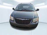 Used 2005 Chrysler Town & Country Touring image 2