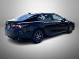 Used 2022 Toyota Camry SE image 5