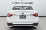 Used 2024 Volkswagen Jetta SE w/ Panoramic Sunroof Package image 4