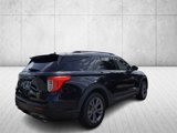 Used 2021 Ford Explorer XLT w/ Equipment Group 202A image 5