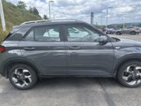 Used 2024 Hyundai Venue SEL image 2