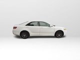 Used 2011 Toyota Camry LE image 2