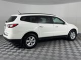Used 2014 Chevrolet Traverse LT image 3