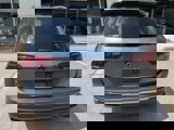 Certified 2022 Volkswagen Tiguan SE w/ Panoramic Sunroof Package image 4