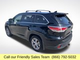 Used 2014 Toyota Highlander XLE image 3