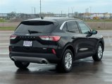 Used 2020 Ford Escape SE image 3